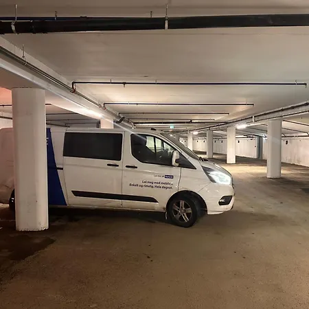 Front 220d 8pers, Inout , Downhill Bike